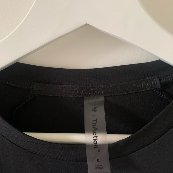 TNAction Long Sleeve Athletic Shirt - Picture 2 of 4